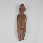 593843 Wooden sculpture